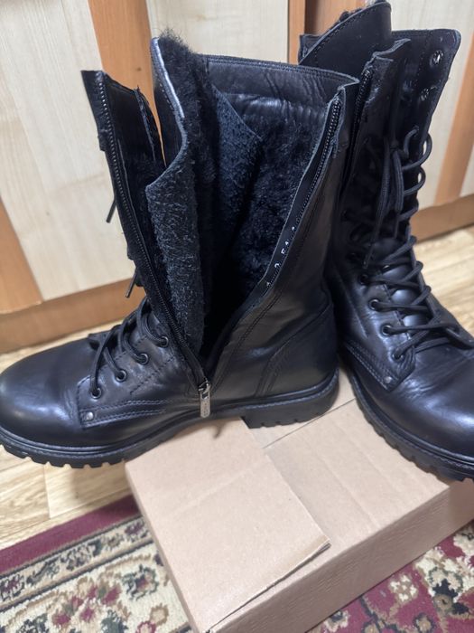 Продам берцы новые