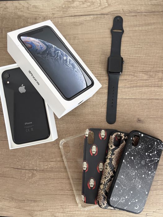 Set: iPhone XR + Apple Watch Series 3