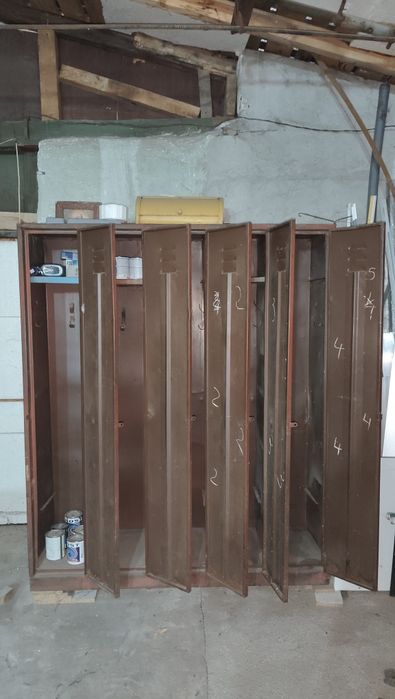 Dulap metalic cu 5 usi