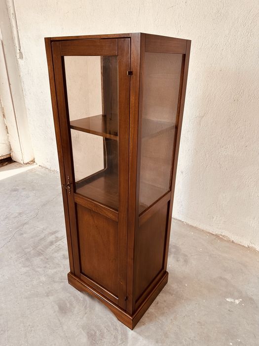Италианска витрина със стъклени страни – 1985–1995 г.