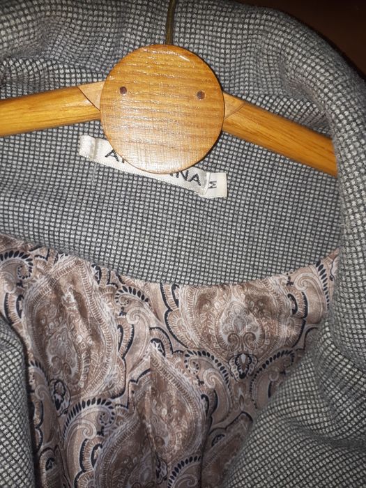 Продам женские пальто