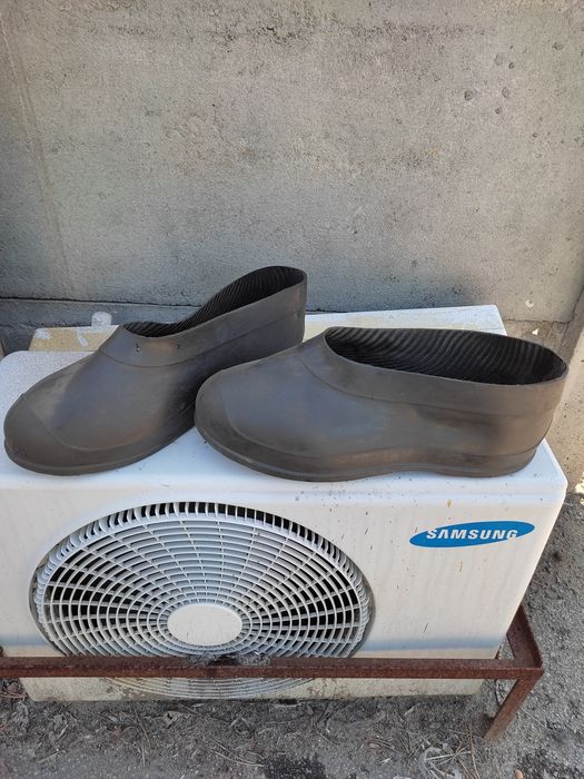 Сапоги резиновые.