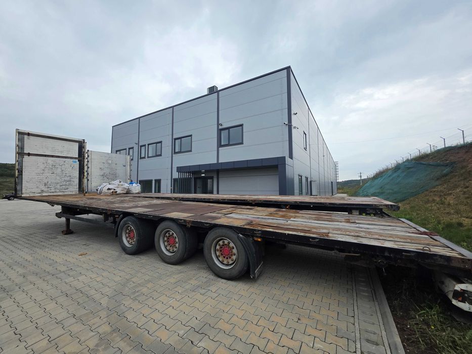 Vand 2 semiremorci platforme- mega Koegel, cu ITP valabil