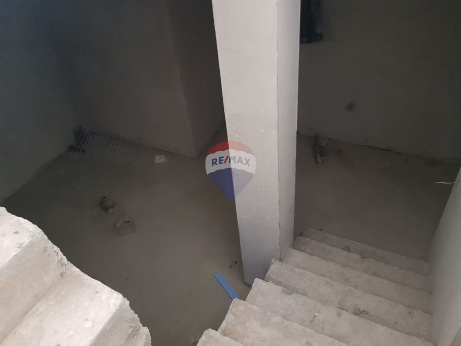 Продава се Заведение в Варна, Аспарухово - 150 кв.м за 800 €/кв.м - Снимка #2