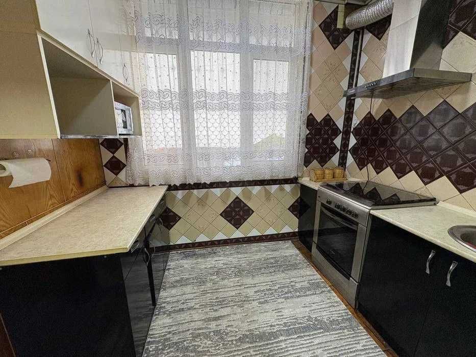 Себзар 5хона 1-этаж Шайхонтохурский сотилади