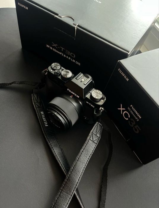 объектив Fujifilm Fujinon XC 35mm f/2.