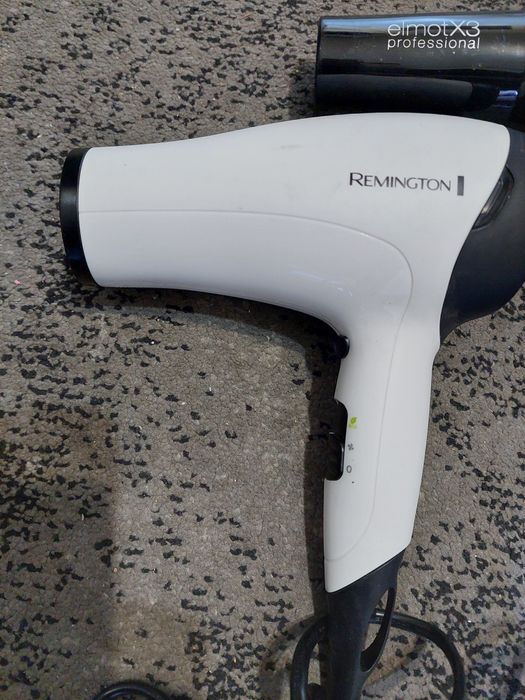 Uscător de păr Remington și elmotx3 profesional second-hand