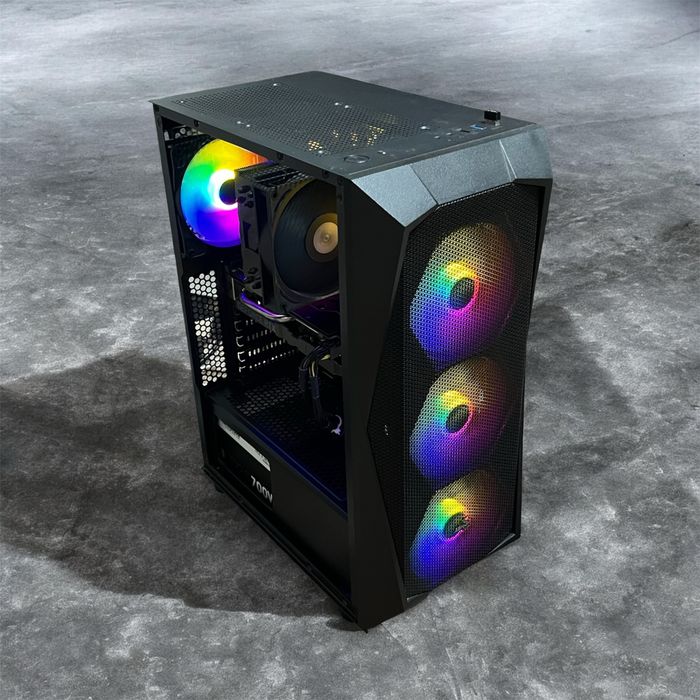 Игровой ПК (i5-12600KF, RTX 5060, 32GB) в корпусе-аквариуме