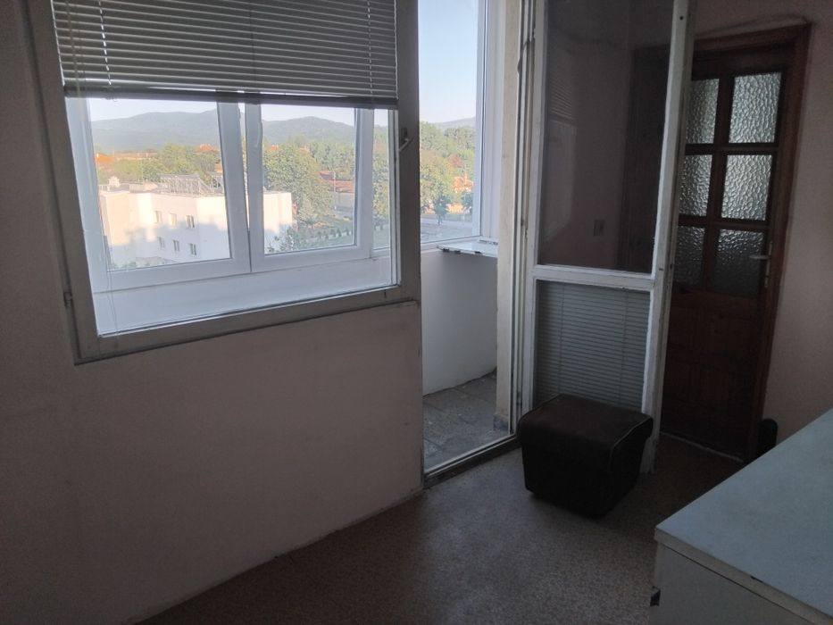 Дава се под наем Двустаен апартамент в Смядово - 50 кв.м за 127.5 € - Снимка #7