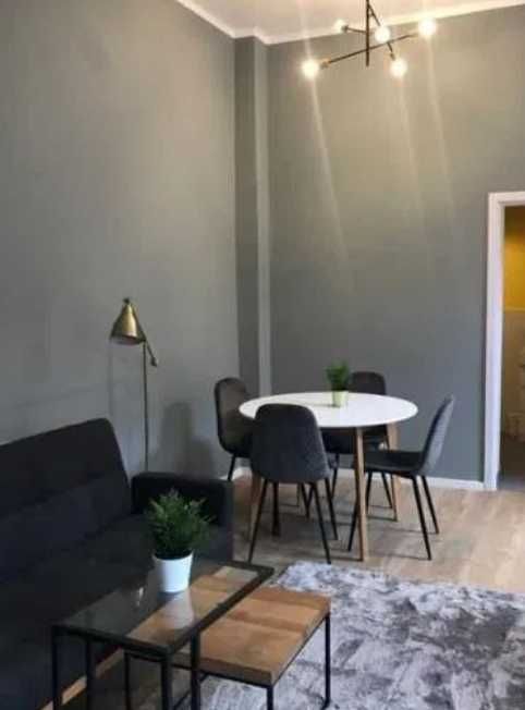 Дава се под наем Двустаен апартамент в Пловдив, Кючук Париж - 65 кв.м за 311.1 € - Снимка #1