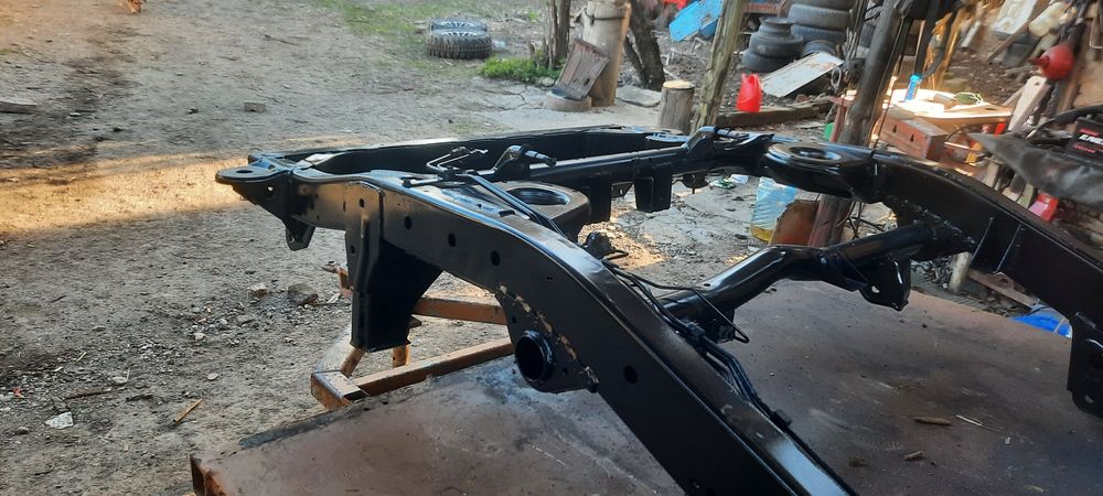 ОПИСАНИЕТО.Терано 2 TD27 Идеално шаси