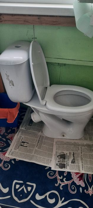 Продам унитаз рабочий