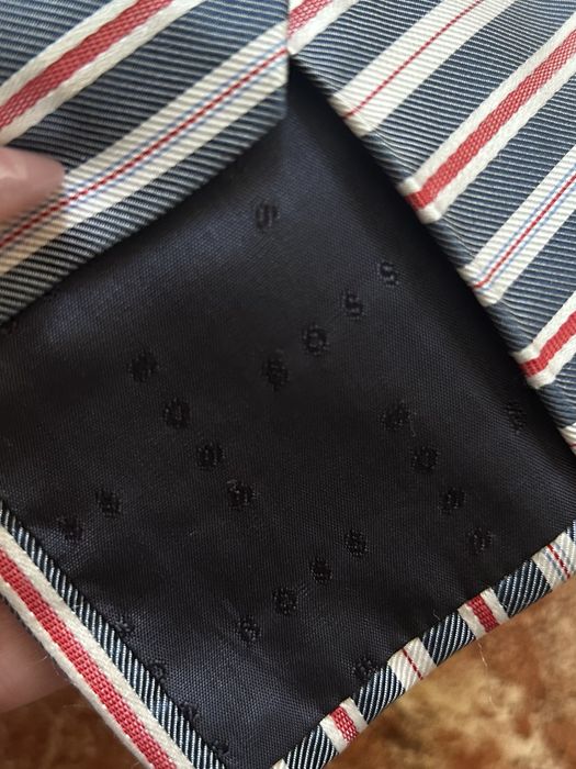 Boss 2 броя вратовръзки за 13€