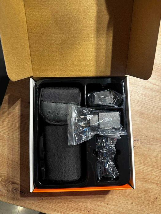 Светкавица Godox Ving V860III C