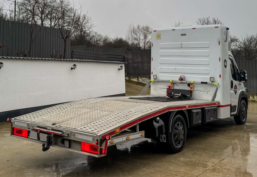 Vând Autoplatformă Fiat Ducato / 2015 / 3.0 Diesel 177 CP / Platformă