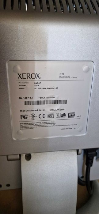 LCD Монитор XEROX 17" 700P Отлично състояние без забележки