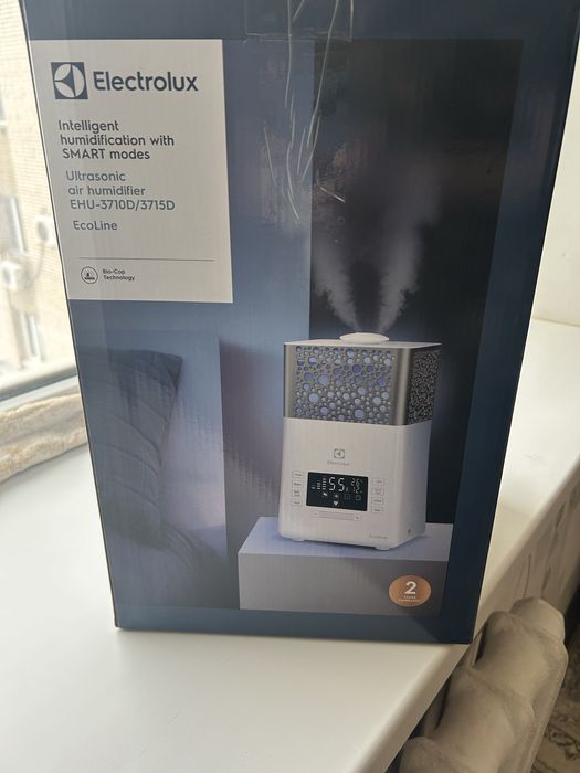 Продам увлажнитель воздуха Electrolux EHU -3710D/3715D EcoLine