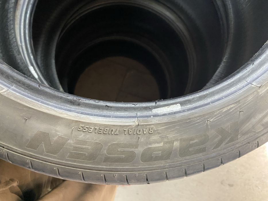 Резина  на 19 245/40
