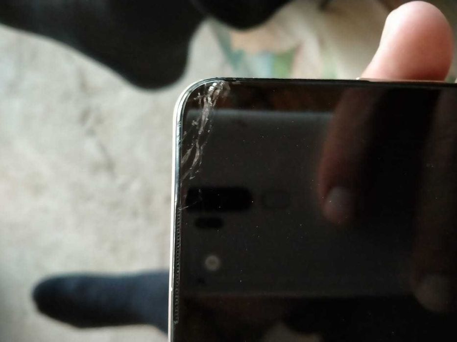 Huawei Y7 A в среднем состояний