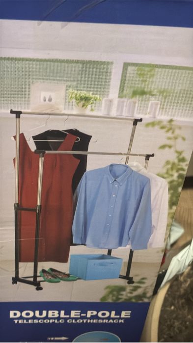 Stativ umerase haine pe rotile Nou