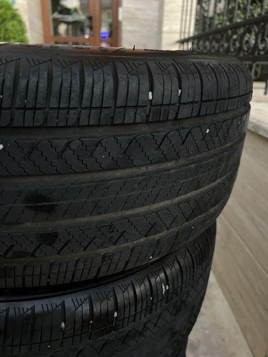 Комплект Гума Bridgstone turanza. 225 /45 /17