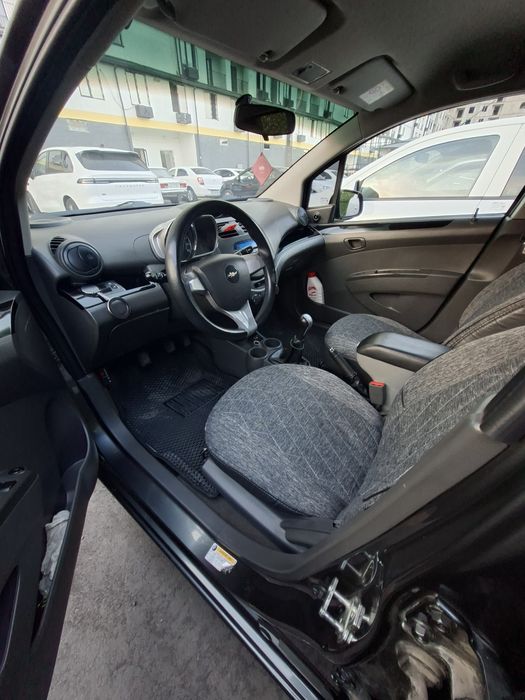 Спарк на прадаже