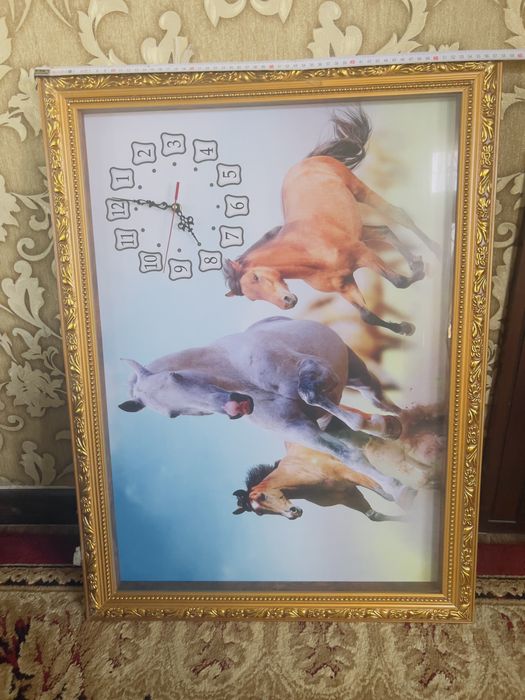 Настенные часы новые