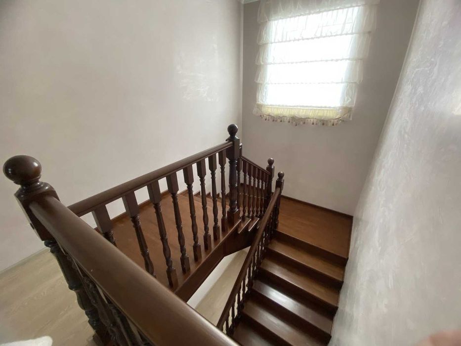 Продам коттедж в Военном гродке