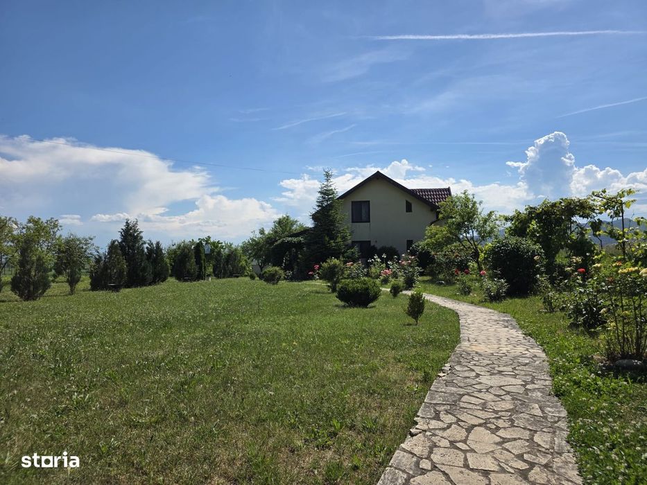 Casă individuală de vânzare | Balata – Șoimuș | 110 mp| Teren 5.095 mp