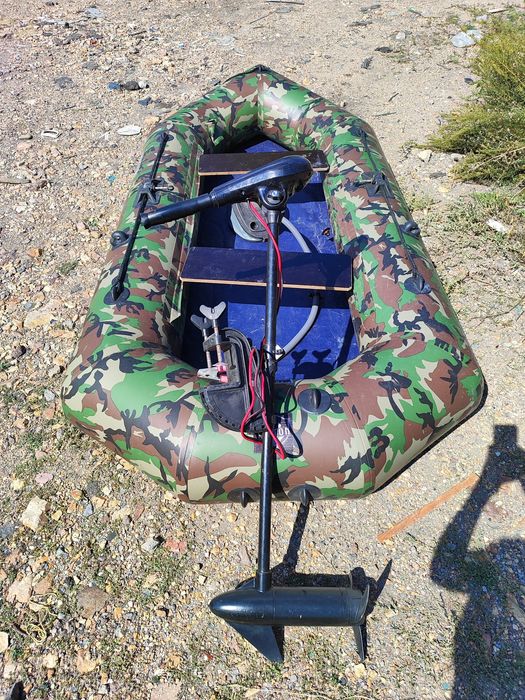 Продам лодку резиновую