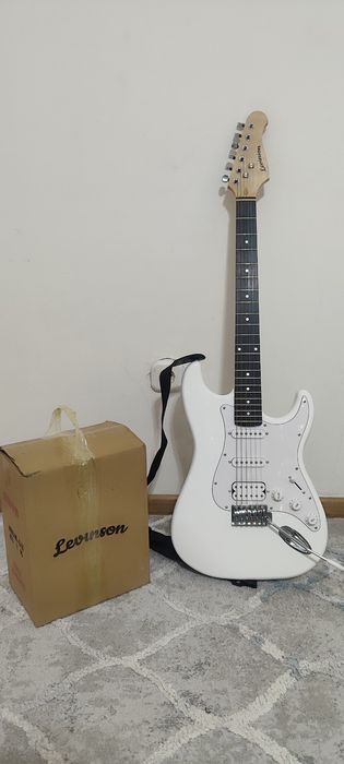 Продам электрогитару+комбо усилитель