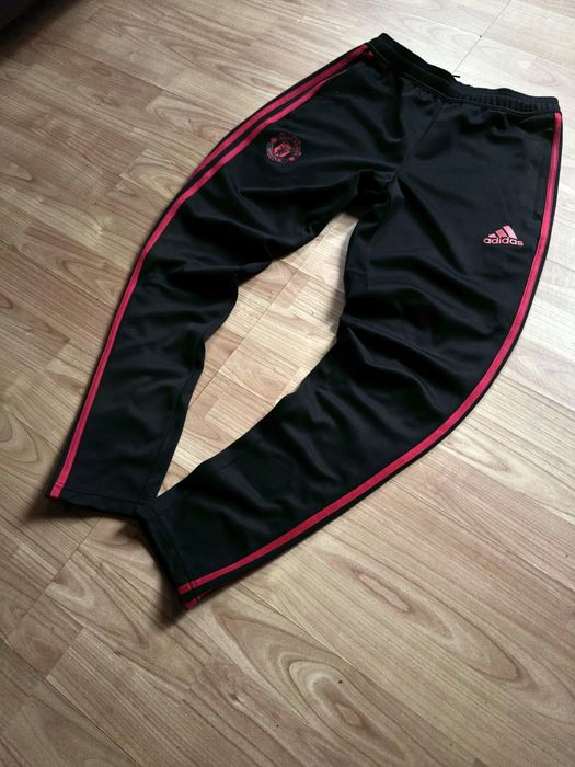 Pantaloni track pants sweats joggers light Adidas x Manchester United