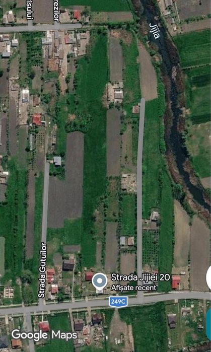 Teren intravilan de vânzare