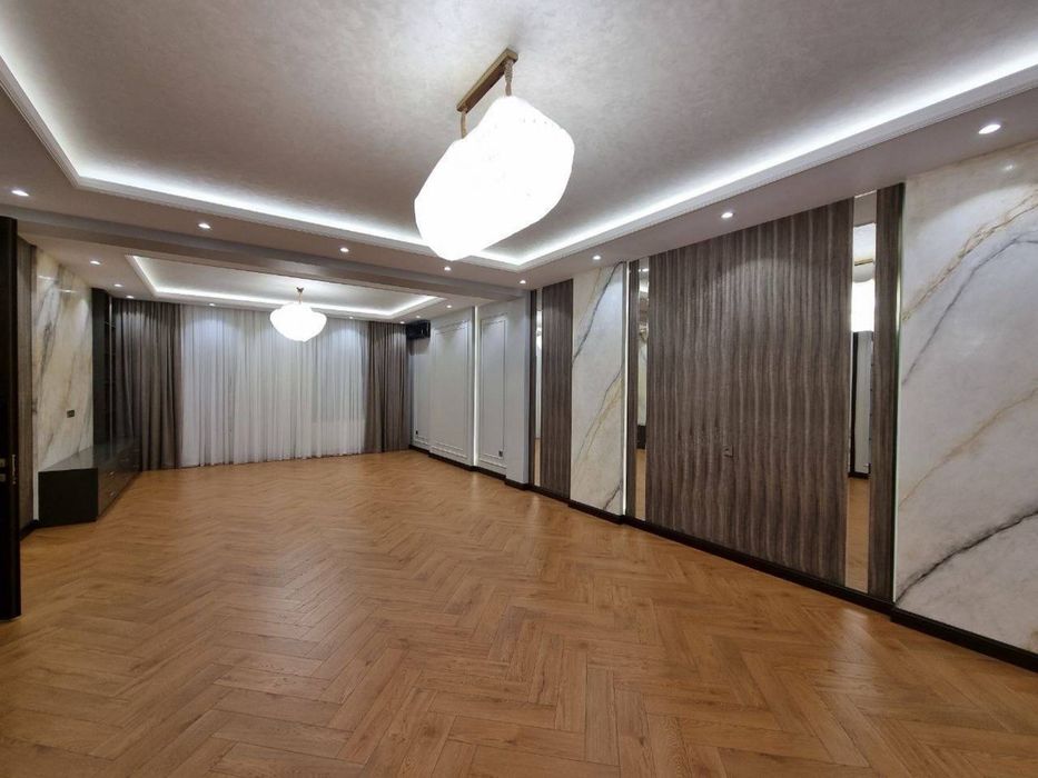 Закрытый городок коттедж Сайрам Village