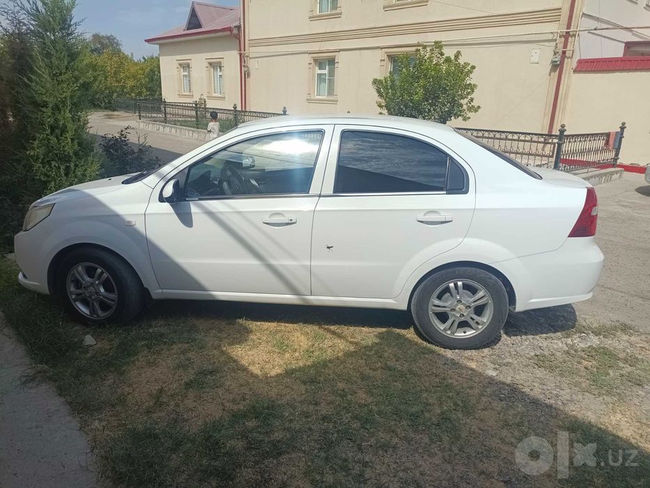 Некция 3 автомат сотилади