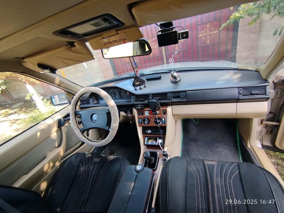 Продам Мерседес 124