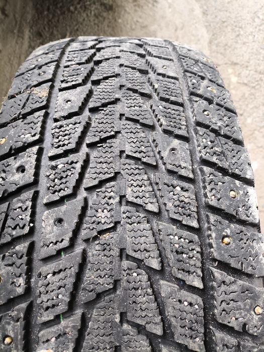 Резина на джип  б/у 265/70/16