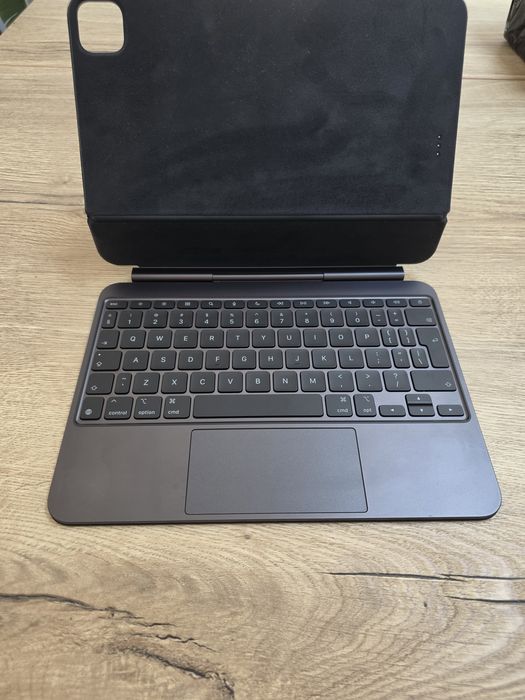 Tastatura magic keyboard 11 inch M5 si M4