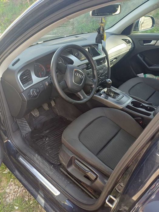Vand audi a4 b8 2.0