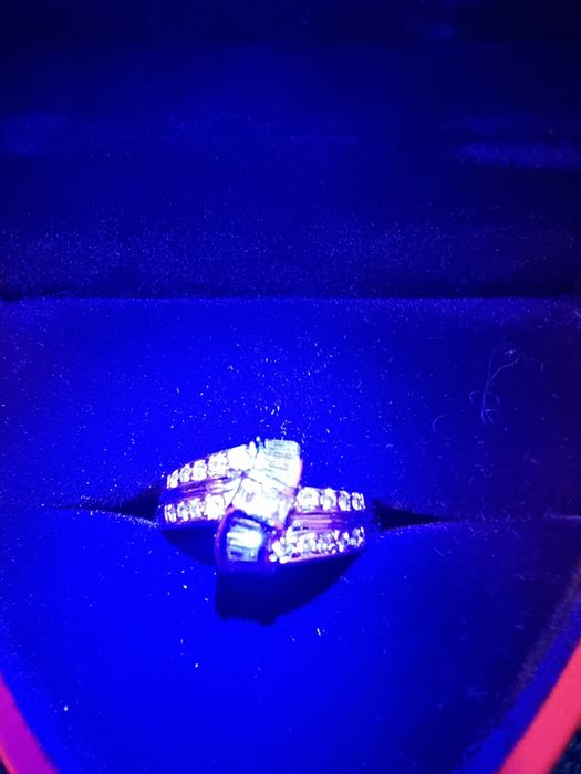 18к Златен пръстен с диаманти 0,87к