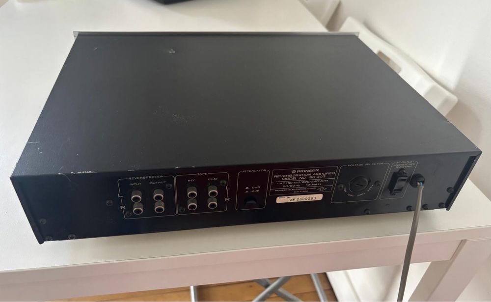 Pioneer Reverb SR-303