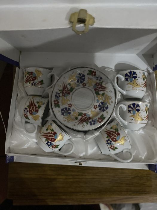 Продам самовары два цвета антикаариат новые