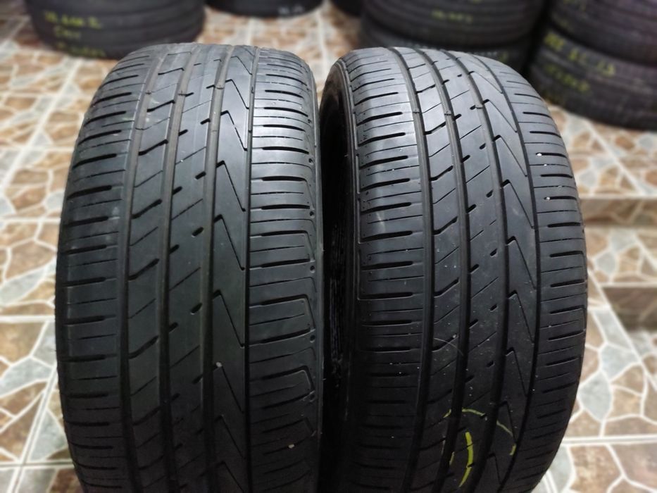 2 anvelope 235/50 R19 Hankook