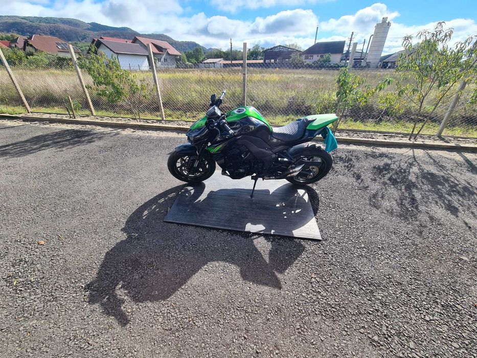 Kawasaki z1000 r 2017 ABS 9000 e