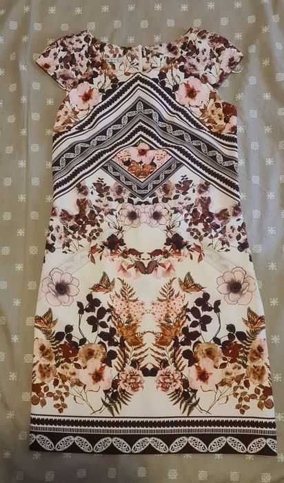 Рокля на фирма "Dika"