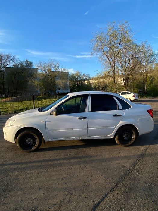 Продам Lada Granta 2190