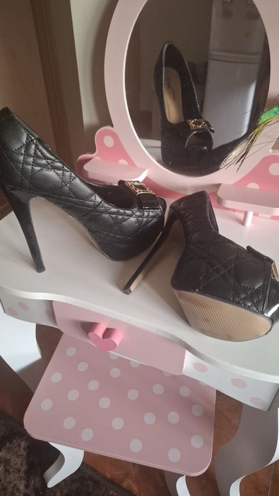 Дамски високи обувки  N:39