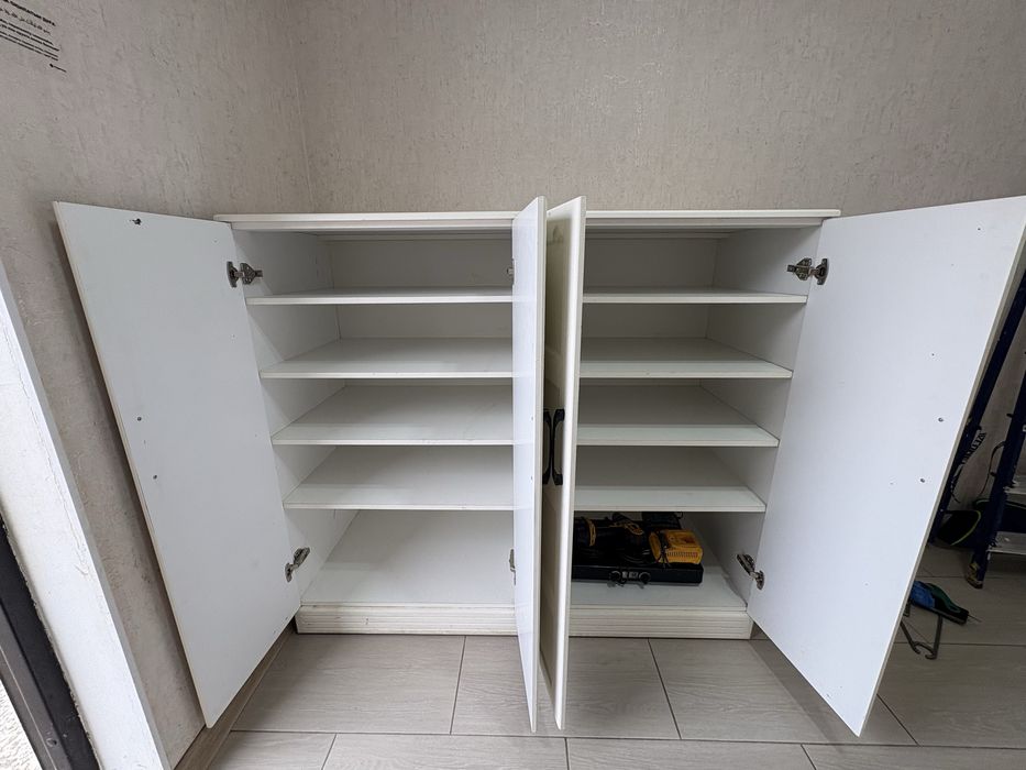Шкаф для прихожей