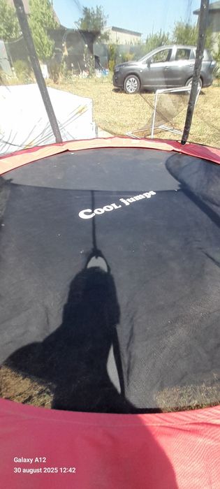 Vand trambulina de exterior achizitionata anul trecut,perfecta star in