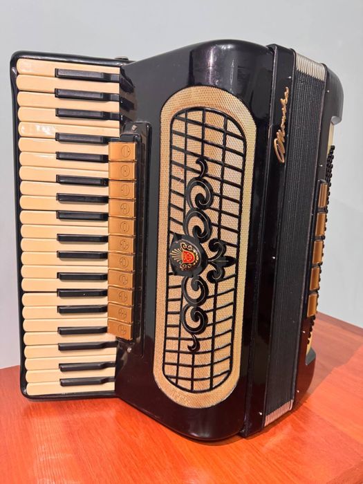 Аккордеон немецкий